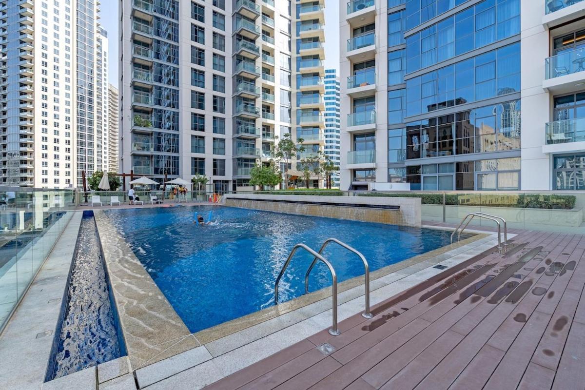 Cool 4-Bedroom Apartment With Burj Views At Bellevue Tower In Downtown Dubai Exteriör bild